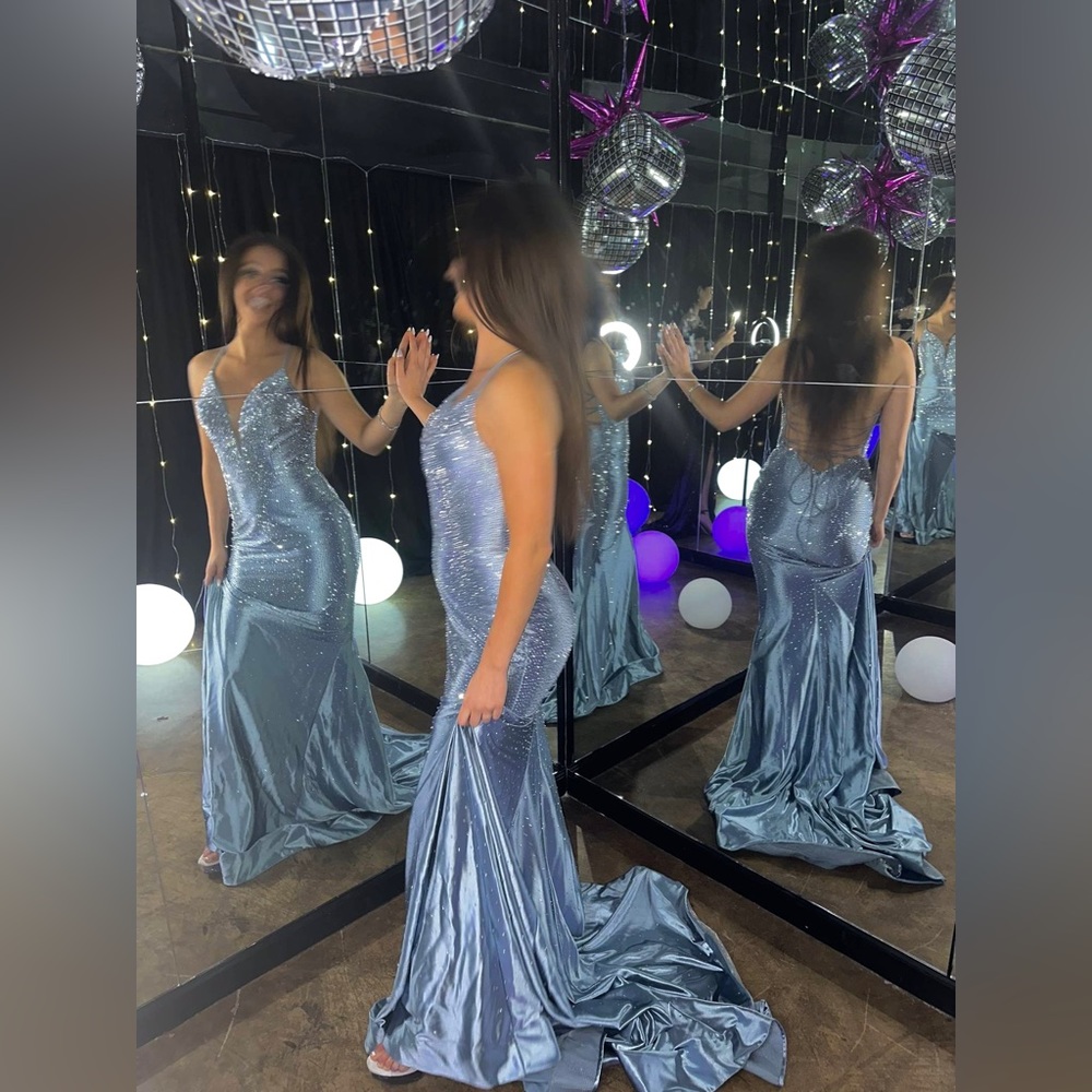 Sherri Hill silver prom dress size 2